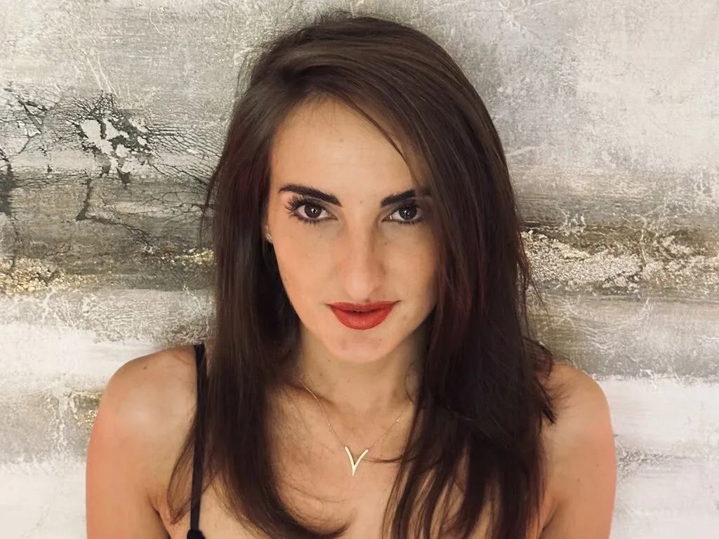 LauraRiccoo – webcam model profile photo