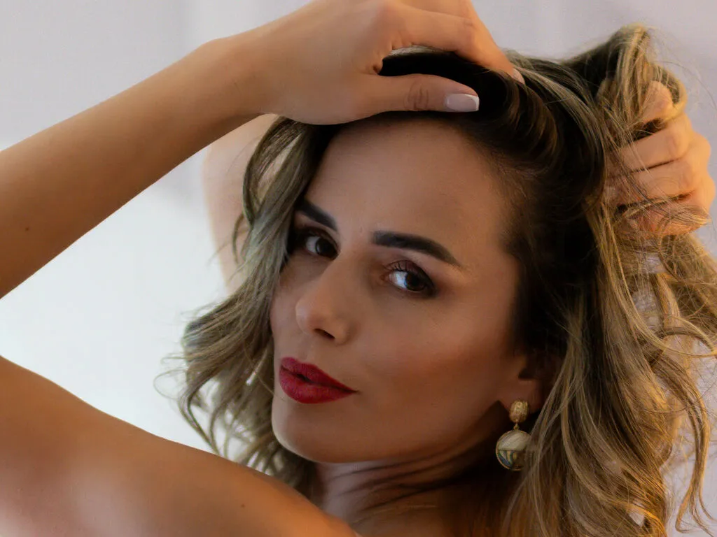 RachelVixen – webcam model profile photo